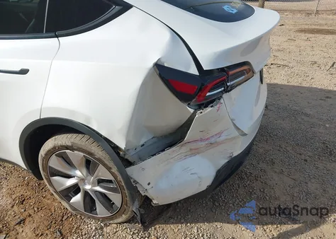 2021 Tesla Model Y Long Range Dual Motor All-Wheel Drive from USA, damaged, VIN 5YJYGDEE0MF203326